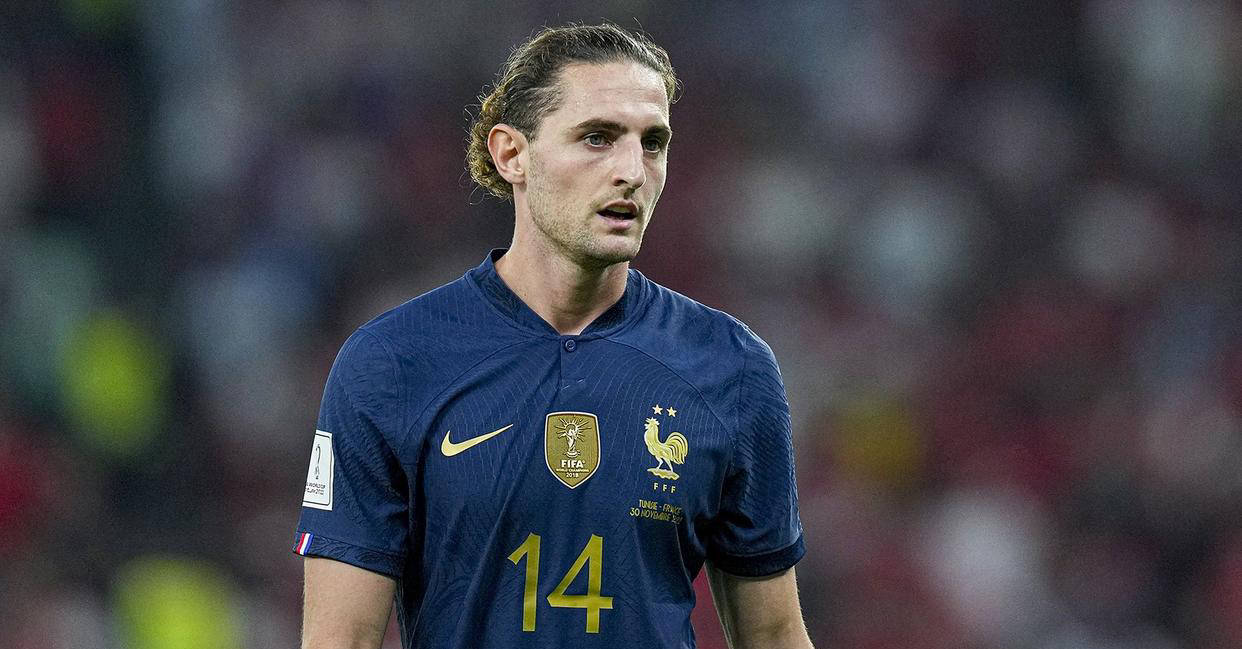 爱游戏全球入口 -包含英超赛程吃紧,AC米兰冲刺阶段强势反弹,质疑声仍在,球探报告显示潜力的词条