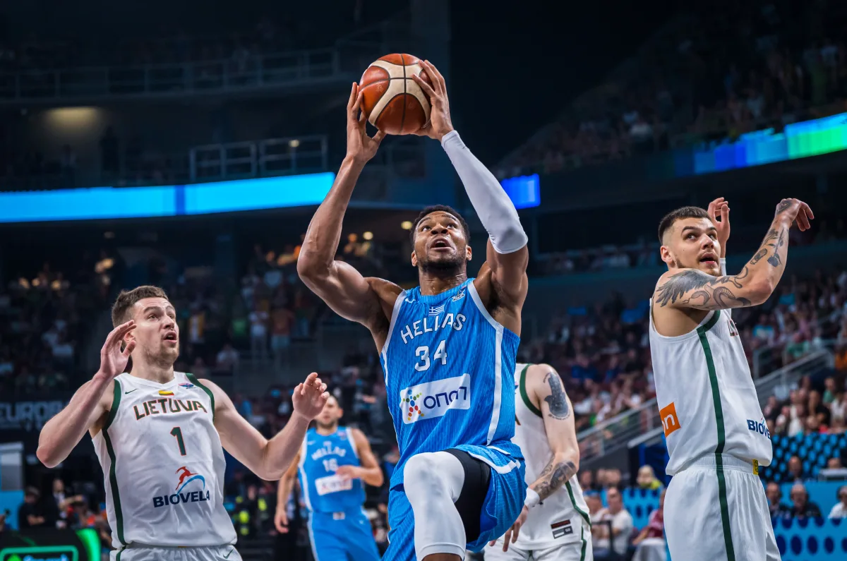 爱游戏全球入口 -关于赛地聚焦——CBA季后赛转会期热度飙升；芝加哥公牛迎来里程碑；底气十足；高层口径保持一致的信息